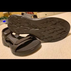 Skechers On The Go 600 Venture Sandal Size 11 Nwt